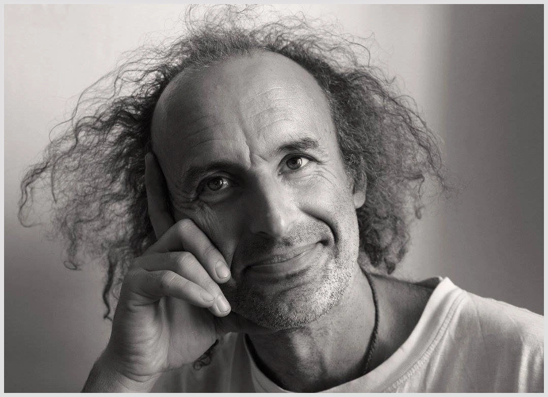 Portrét Pavla Čecha, českého malíře a autora komiksů